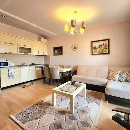 公寓 Riverside Flat W/ Free Parking & 24h Self Check-in 地拉那