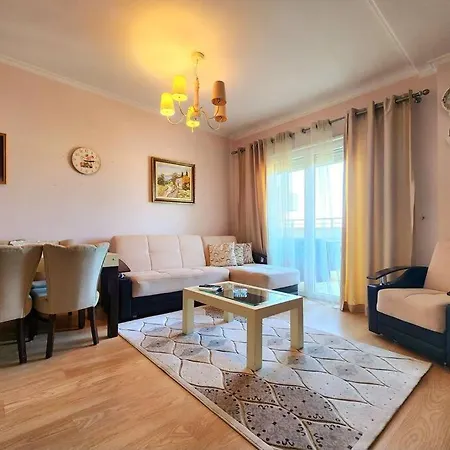 Riverside Flat W/ Free Parking & 24h Self Check-in 公寓 地拉那